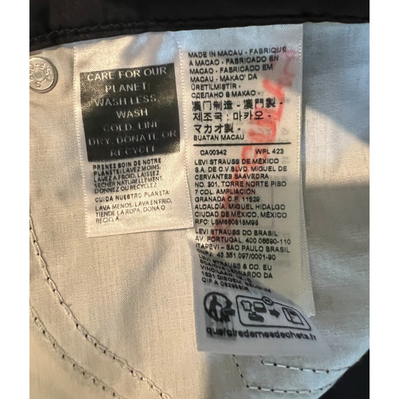 Levis Womens Casual Pants Size 33 Black Twill Pockets High Rise Mom Straight NWT - Picture 7 of 8
